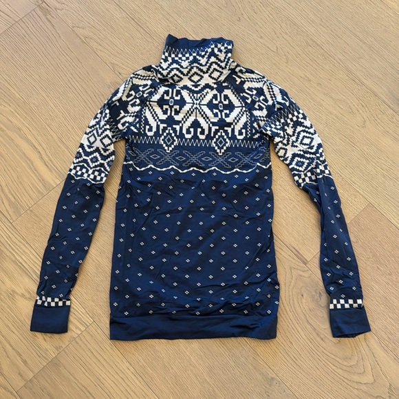 NWT Sweaty Betty Base Layers - leggings and top - Nordic Blur Fairisle print - Picture 2 of 11
